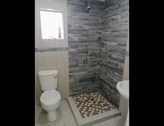 2 BEDROOM HOUSE FOR SALE IN NORTHDALE